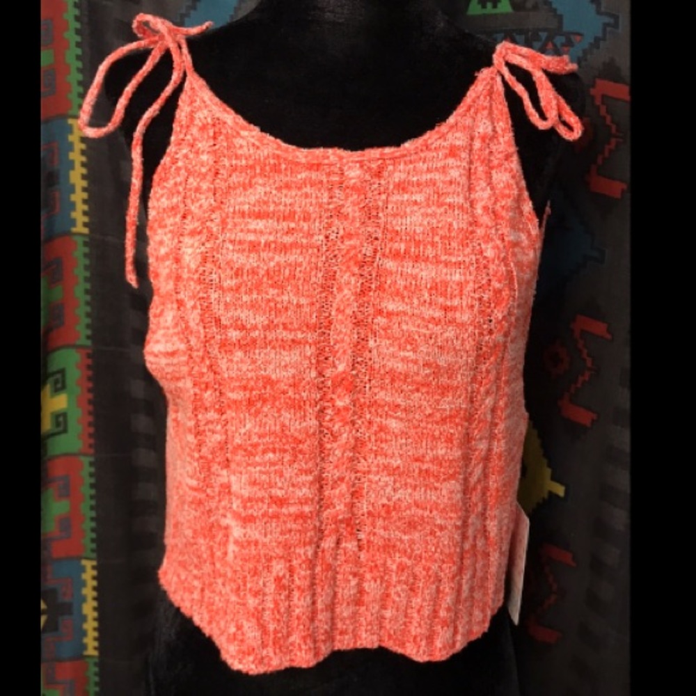 NEW FREE PEOPLE crop top